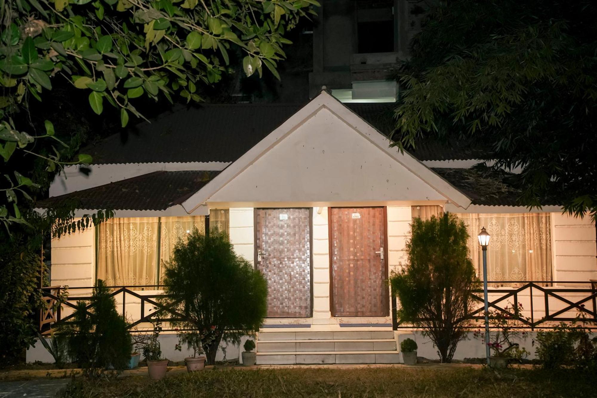 Chintan Chautari Itahari Ngoại thất bức ảnh